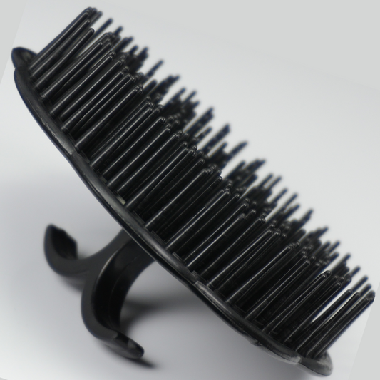 Scratching vs Exfoliation and How to Exfoliate Properly