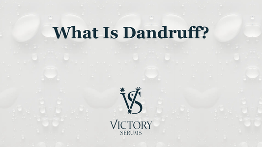 What is dandruff? Causes and microbiome-friendly care